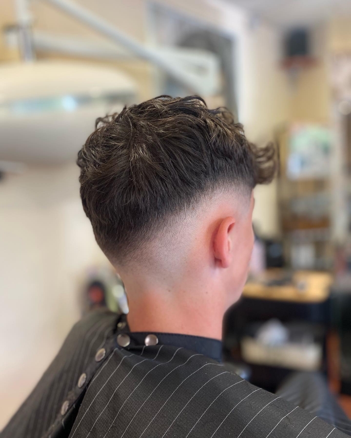 COIFFURE CORREIA Coiffeur Vern Sur Seiche E45F803C BEB1 47E3 9AED 01A77E76A3E0